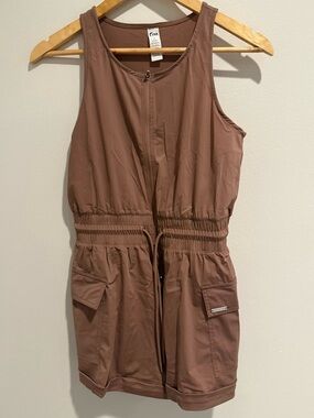 Zyia Active Utility Romper XS Mauve Zip Front Cargo Pocket Hiking Athleisure